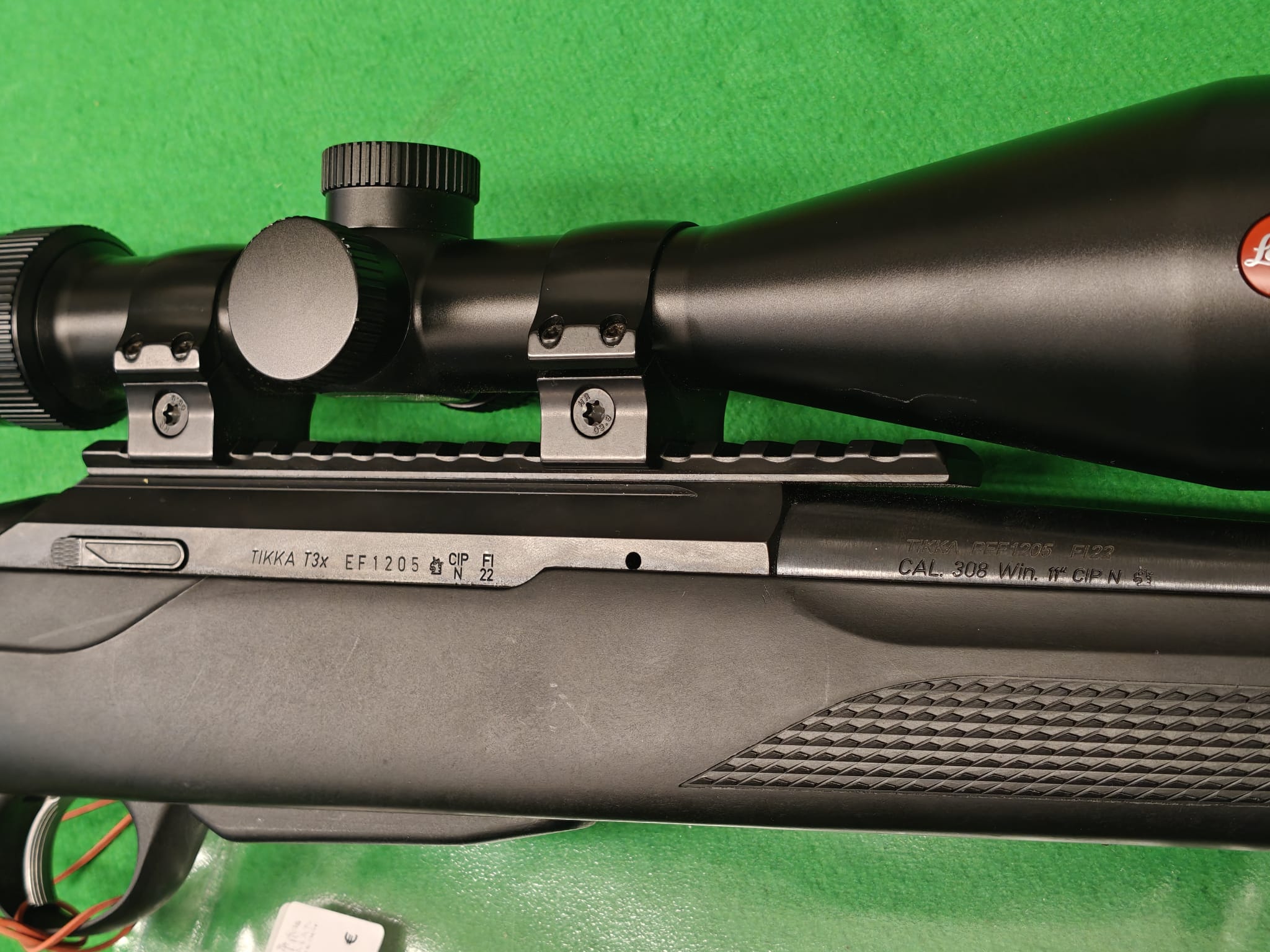 Tikka T3x lite kurz LINKS inkl. Leica Amplus 6 2,5-15x56i