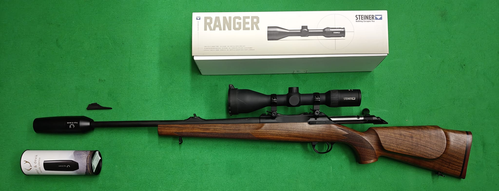 Saphire inkl. Steiner Zielfernrohr & Schalldämpfer