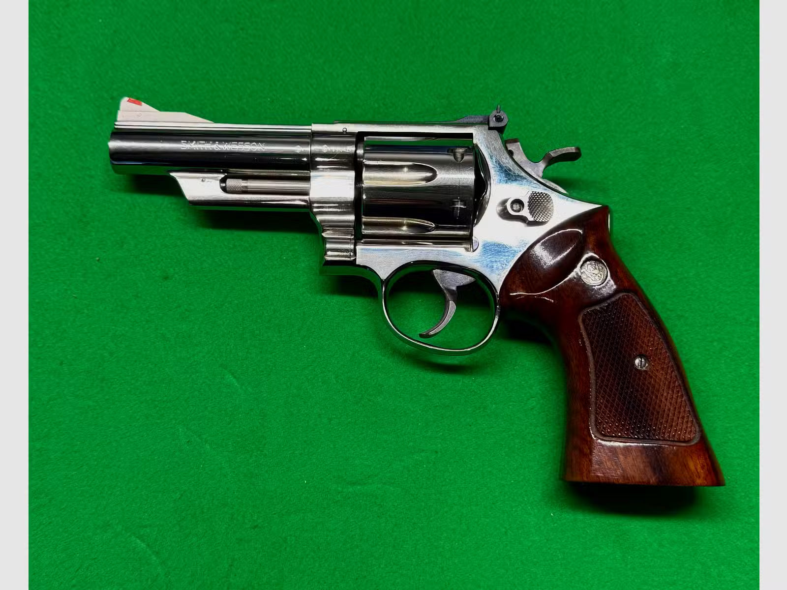 Smith & Wesson Modell 29-2 .44 Mag