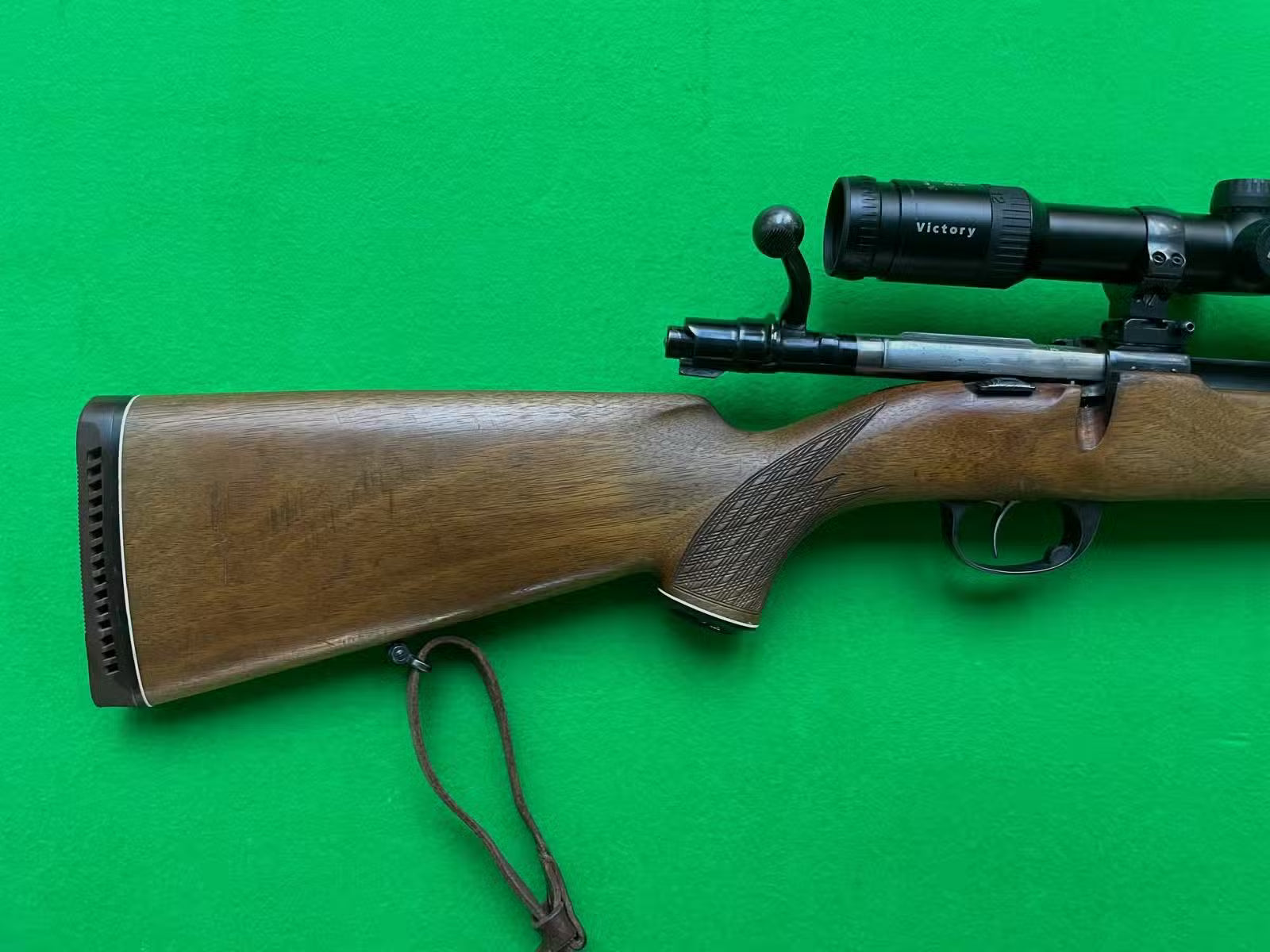 Stutzen Mod. L 83 mit Zeiss & Vorsatz