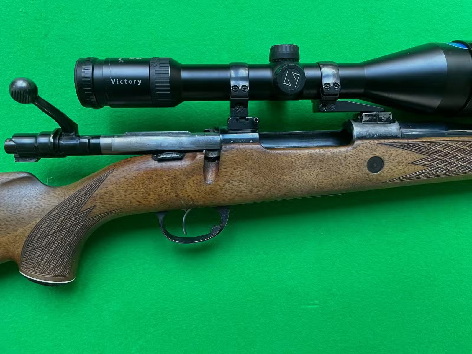 Stutzen Mod. L 83 mit Zeiss & Vorsatz
