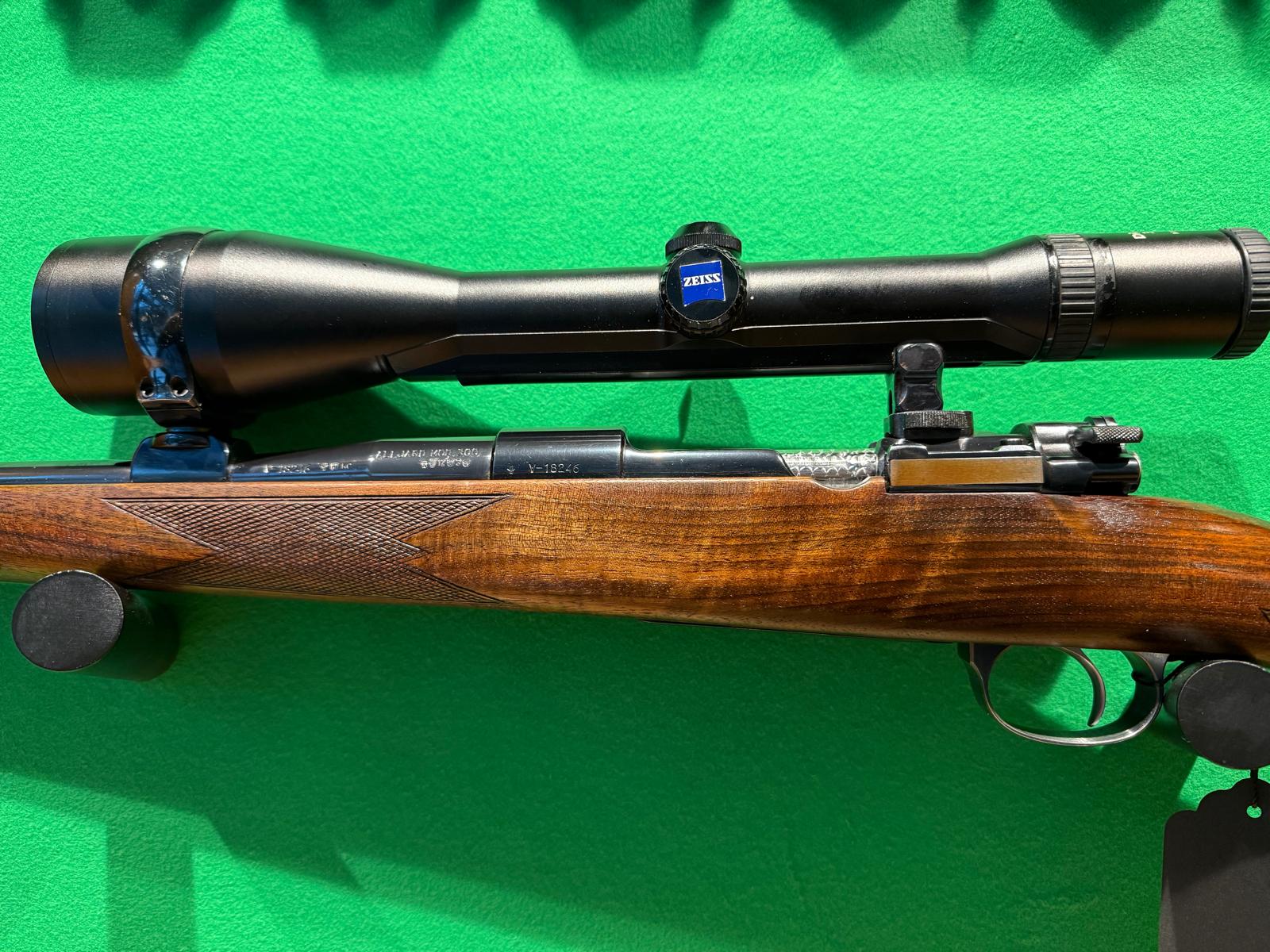 Alljagd-Modell .300 in 8x68S mit Zeiss 3-12x56