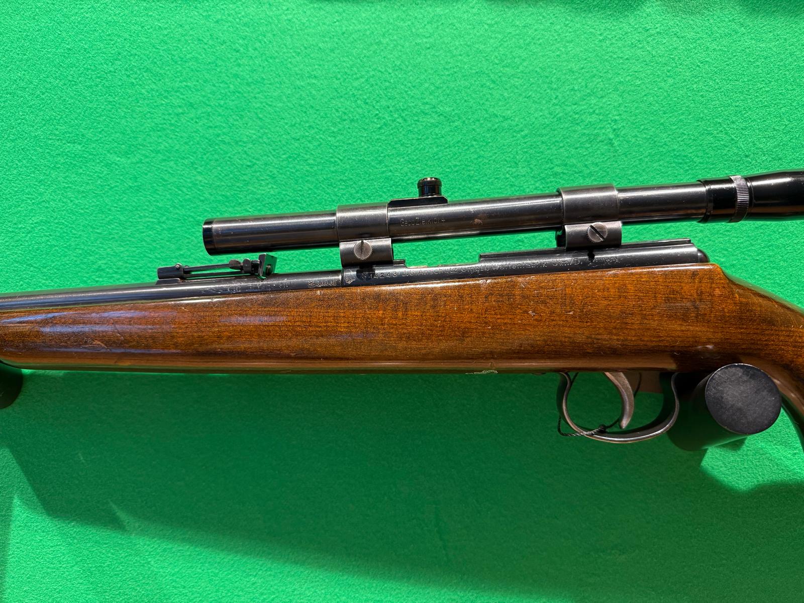 Kleinkaliber-Repetierer in .22lr mit ZF 4x18