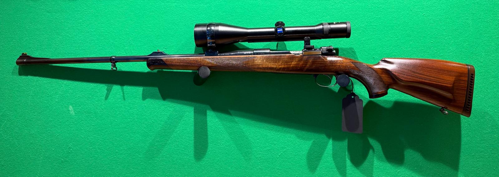 Alljagd-Modell .300 in 8x68S mit Zeiss 3-12x56