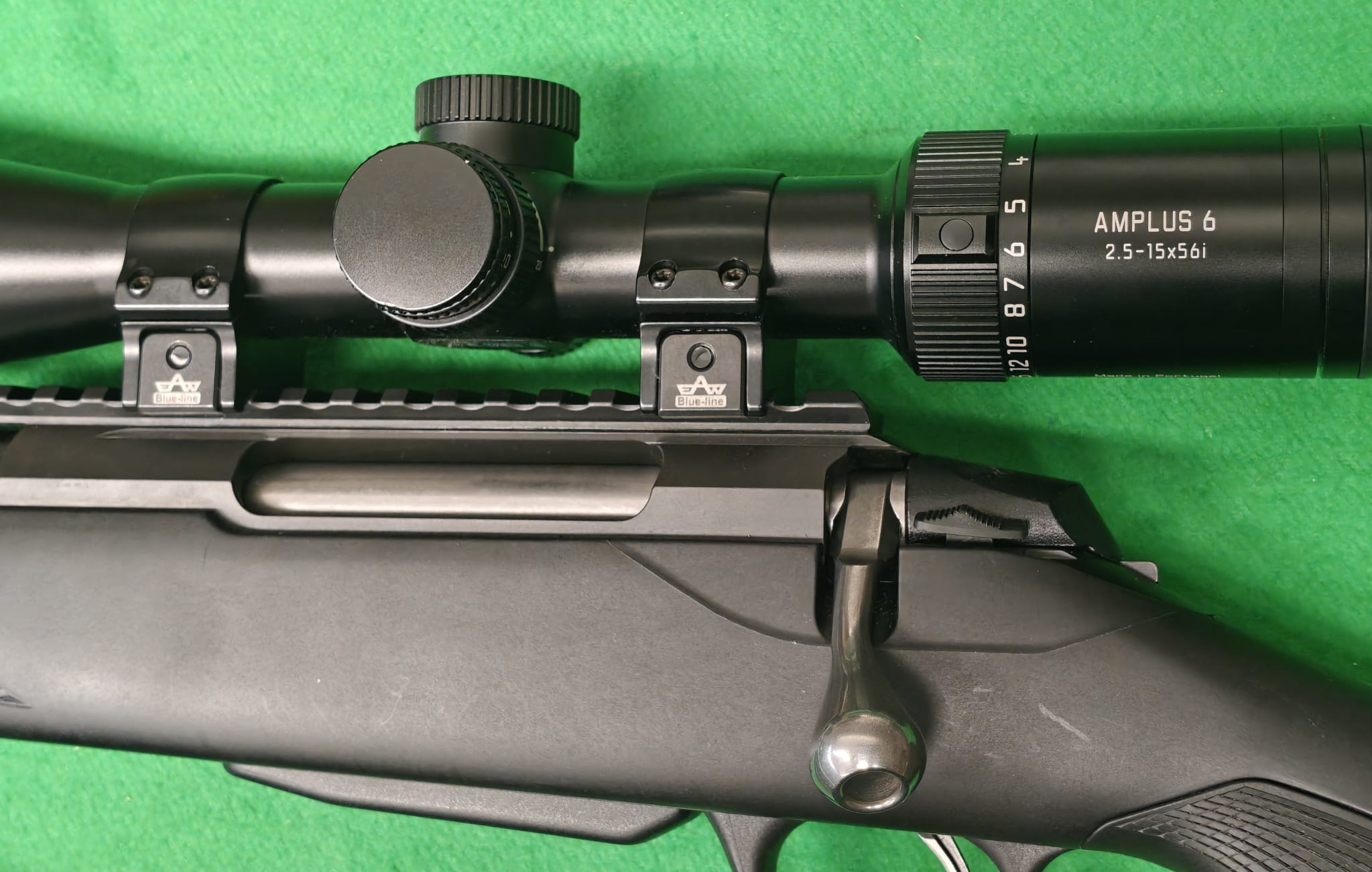 Tikka T3x lite kurz LINKS inkl. Leica Amplus 6 2,5-15x56i