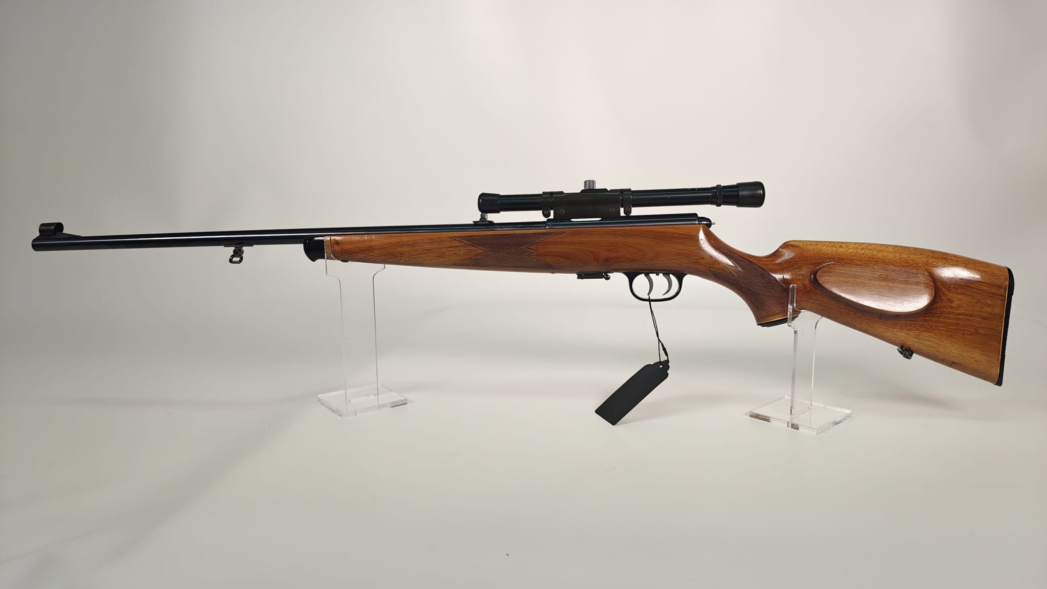 Krico Kleinkaliber-Repetierbüchse .22lr mit Lisenfeld 4x15