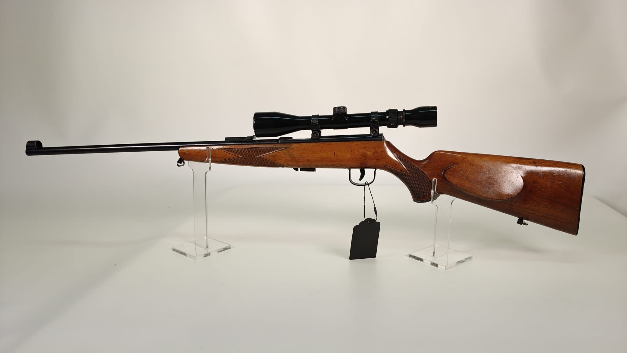 Voere Kleinkaliber-Repetierer .22lr inkl. Tasco 3-9x40
