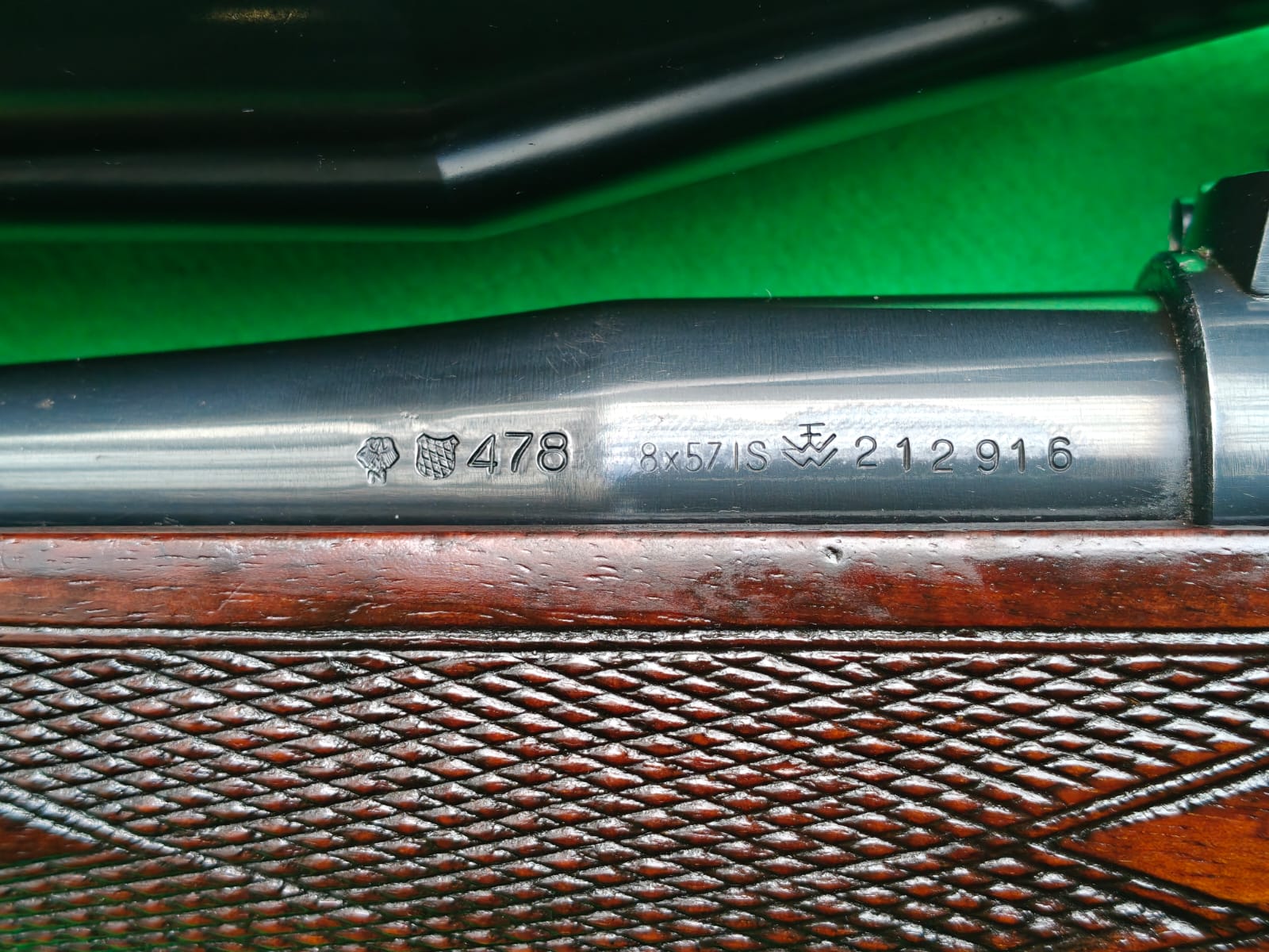 Favorit | 8x57JS – 98er System & S&B 2,5-10×56