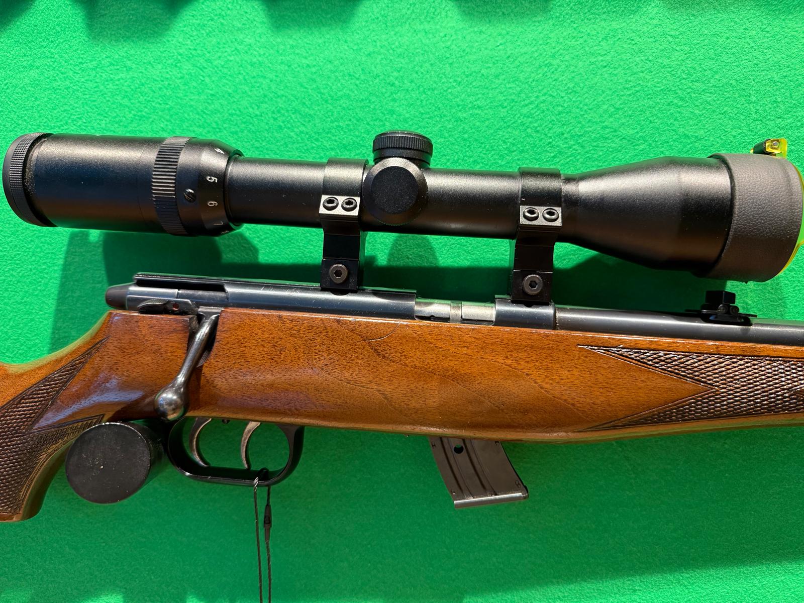 Kleinkaliber-Repetierer in .22lr mit 3-9x42