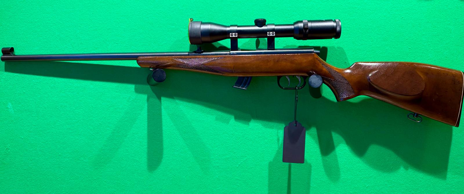 Kleinkaliber-Repetierer in .22lr mit 3-9x42